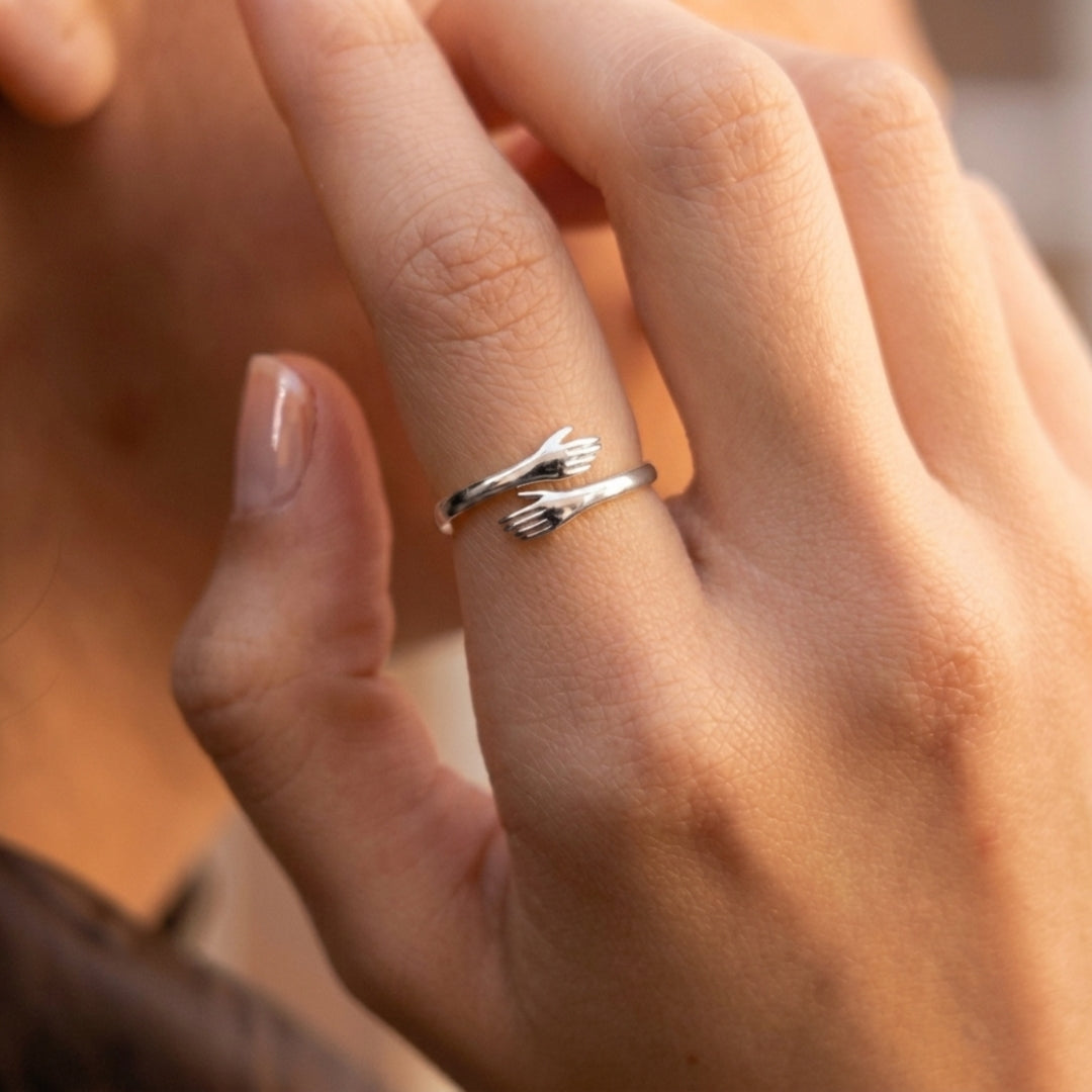 Anillo Abrazo Eterno