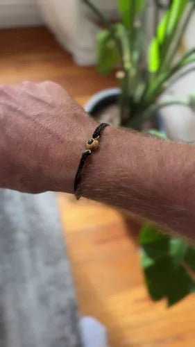 Cliente con su pulsera